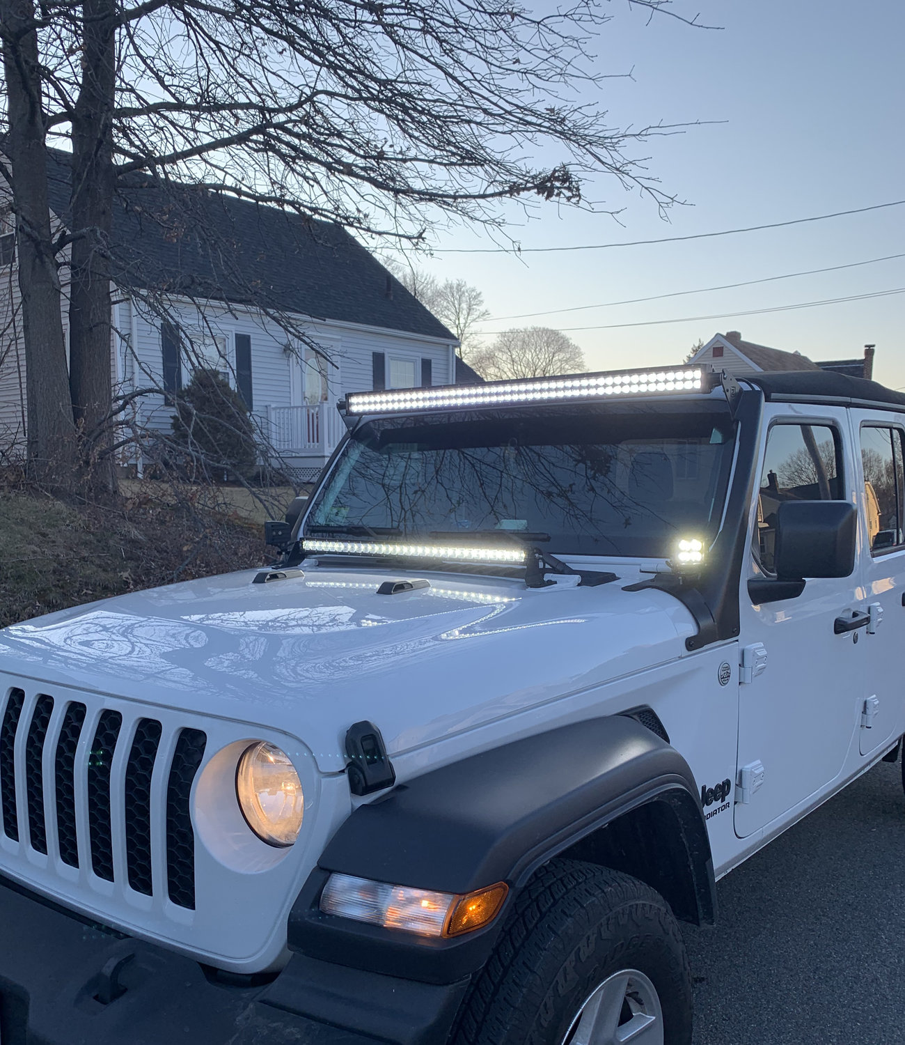 thumbnail image 2 of DYSO 52" LED Light Bar & 3" LED Pods Kit For Jeep Wrangler JL 2018-2024 2 of 5